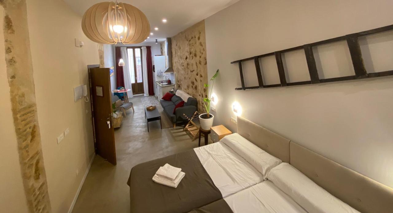 Gadeiras Suites - Apartamentos Turisticos De 2 Llaves 加的斯 外观 照片