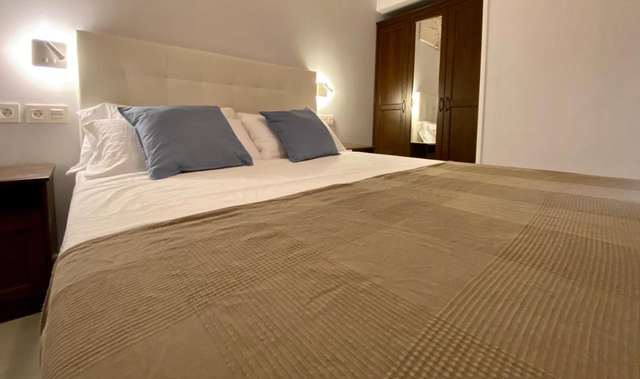 Gadeiras Suites - Apartamentos Turisticos De 2 Llaves 加的斯 外观 照片